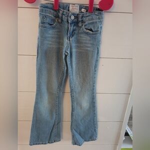 Girls Old Navy's Jeans.